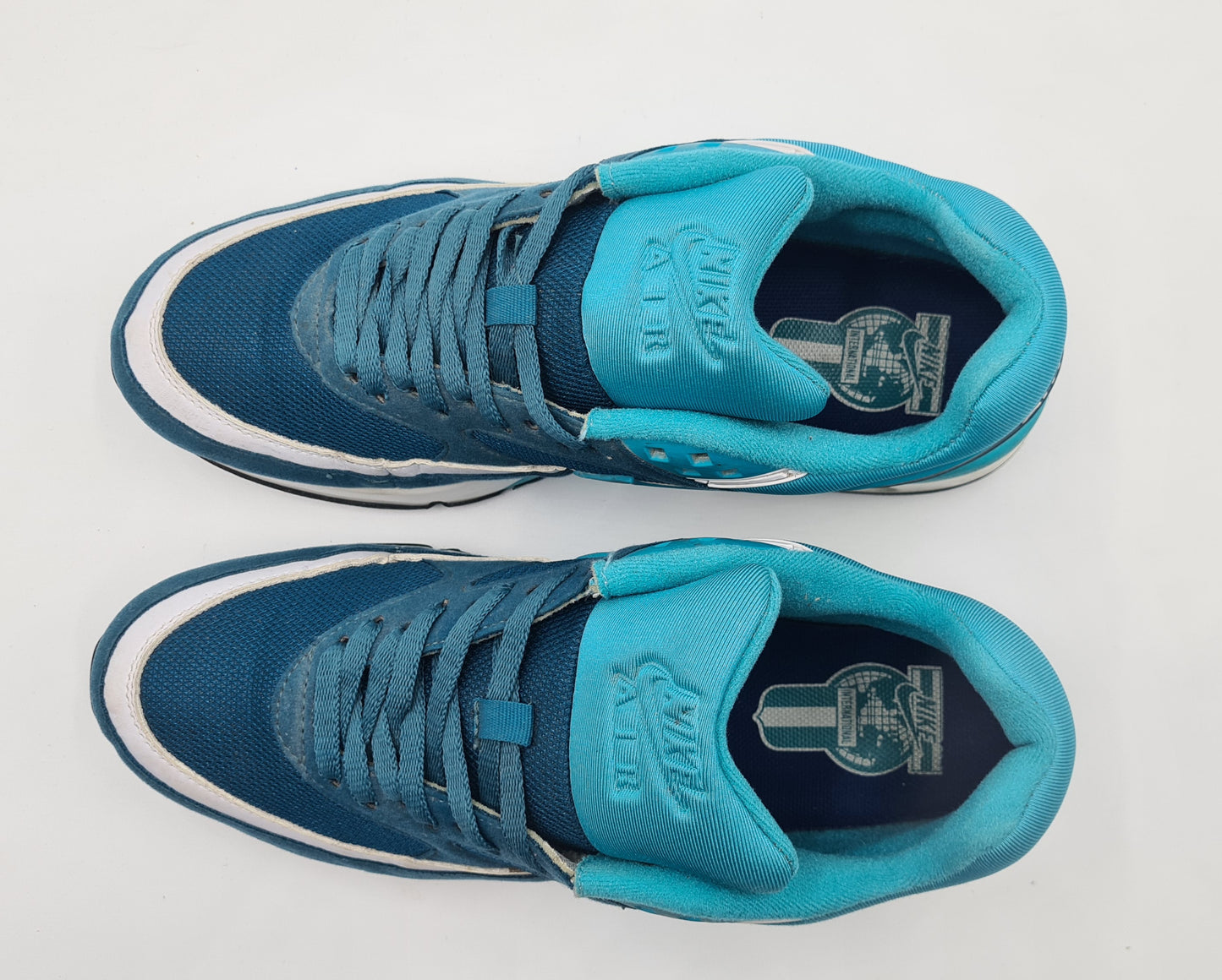 *VGC 2022 Nike Air Max Classic BW Marina Size UK 8.5 / EUR 43