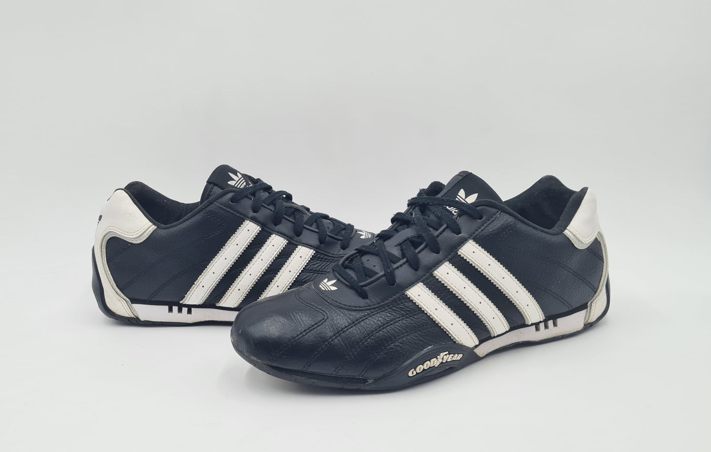 2011 Adidas Adi Racer Low Good Year Schwarz Gr. UK 9 / EUR 43 1/3