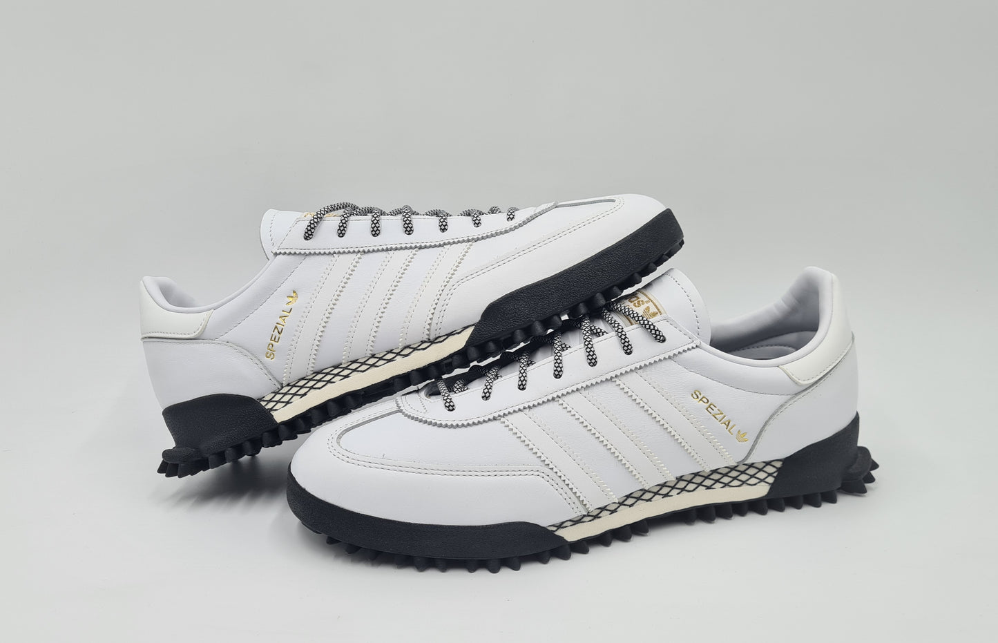 *NEU* 2020 Adidas Spezial TR Weiß UK 10,5 / EUR 45 1/3