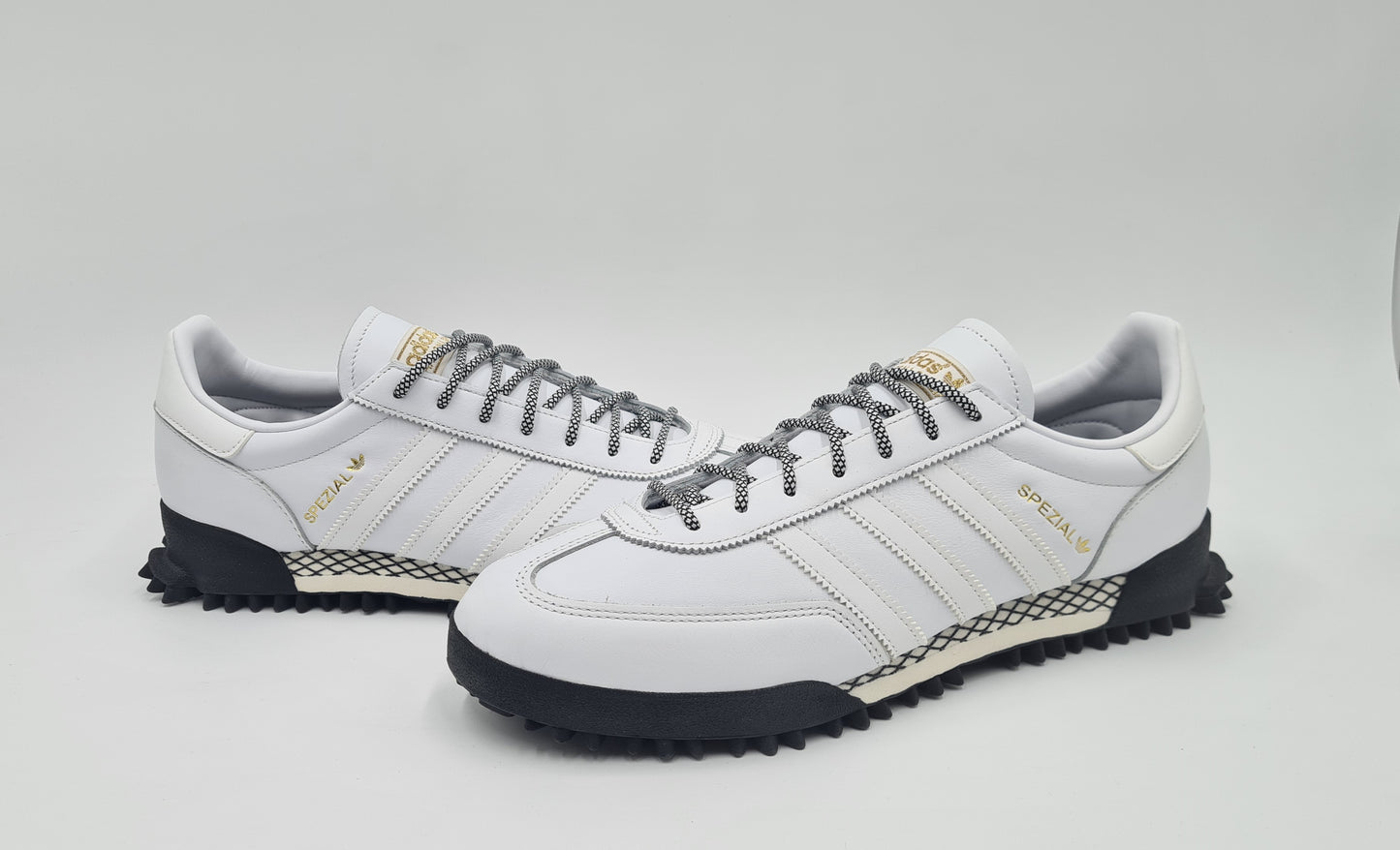 *NEU* 2020 Adidas Spezial TR Weiß UK 10,5 / EUR 45 1/3