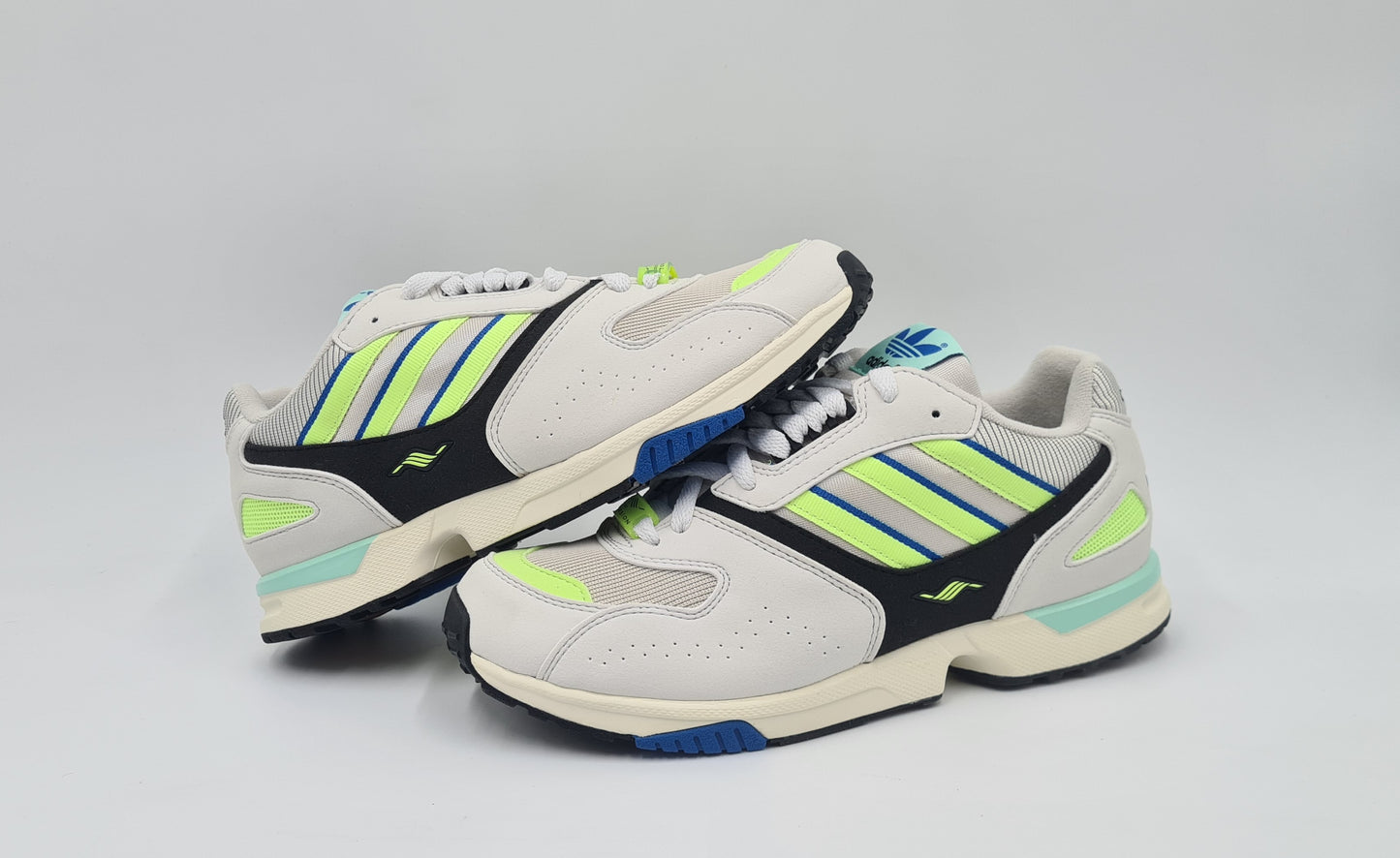 *BNIB* 2018 Adidas ZX 4000 size UK 8 / EUR 42