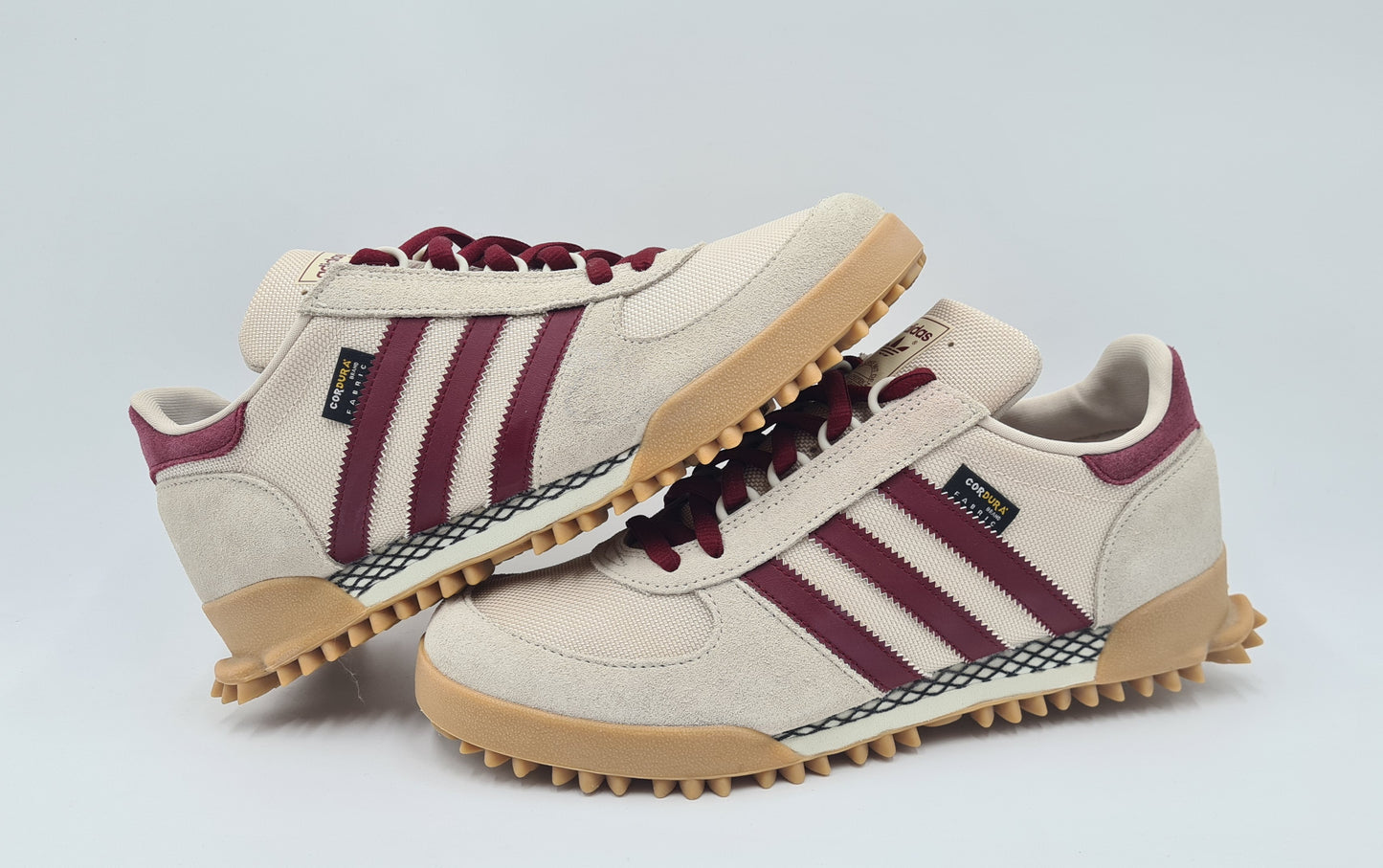 *VGC* 2023 Adidas Marathon TR Cordura Beige / Red UK 9 / EUR 43 1/3
