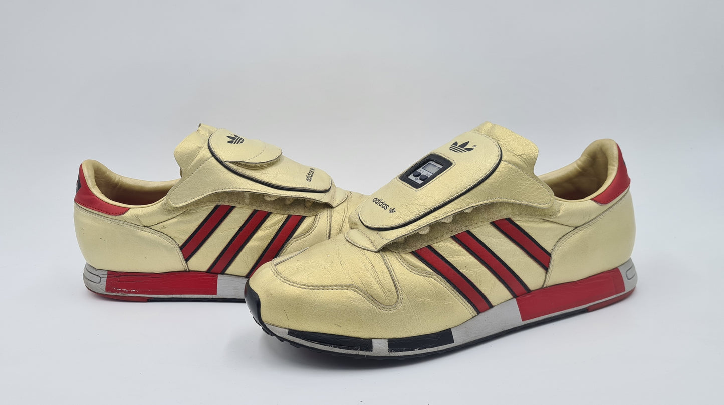 2003 Adidas Micropacer Gold Gr. UK 9,5 / EUR 44