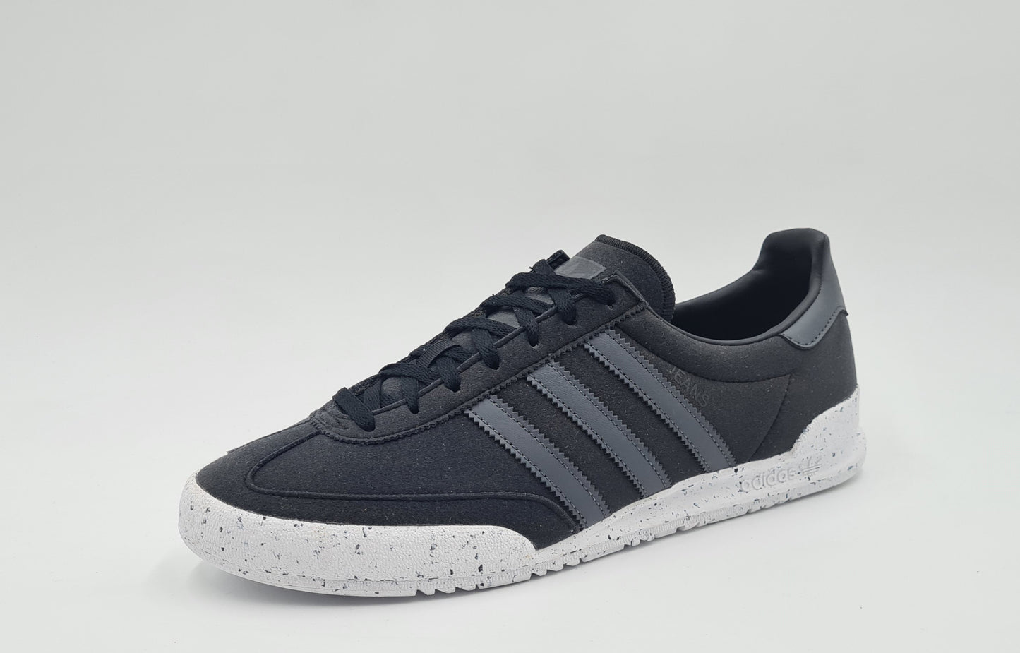 *NEW* 2020 Adidas Jeans Retro Black UK 9 / EUR 43 1/3