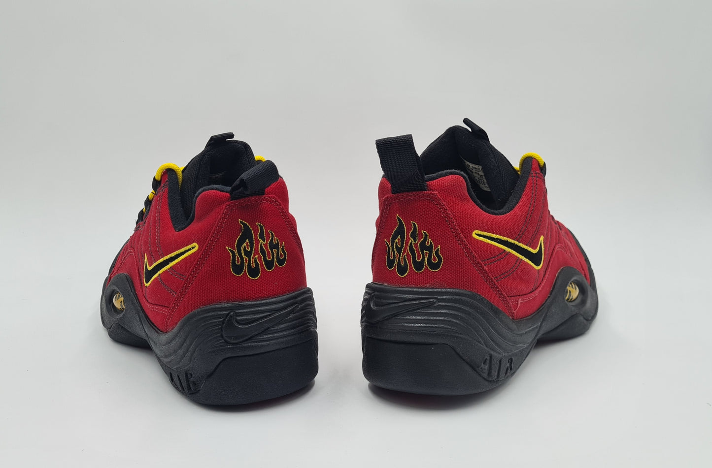 *NEU* Vintage 1996 Nike Air B-Que UK 11 / EUR 46