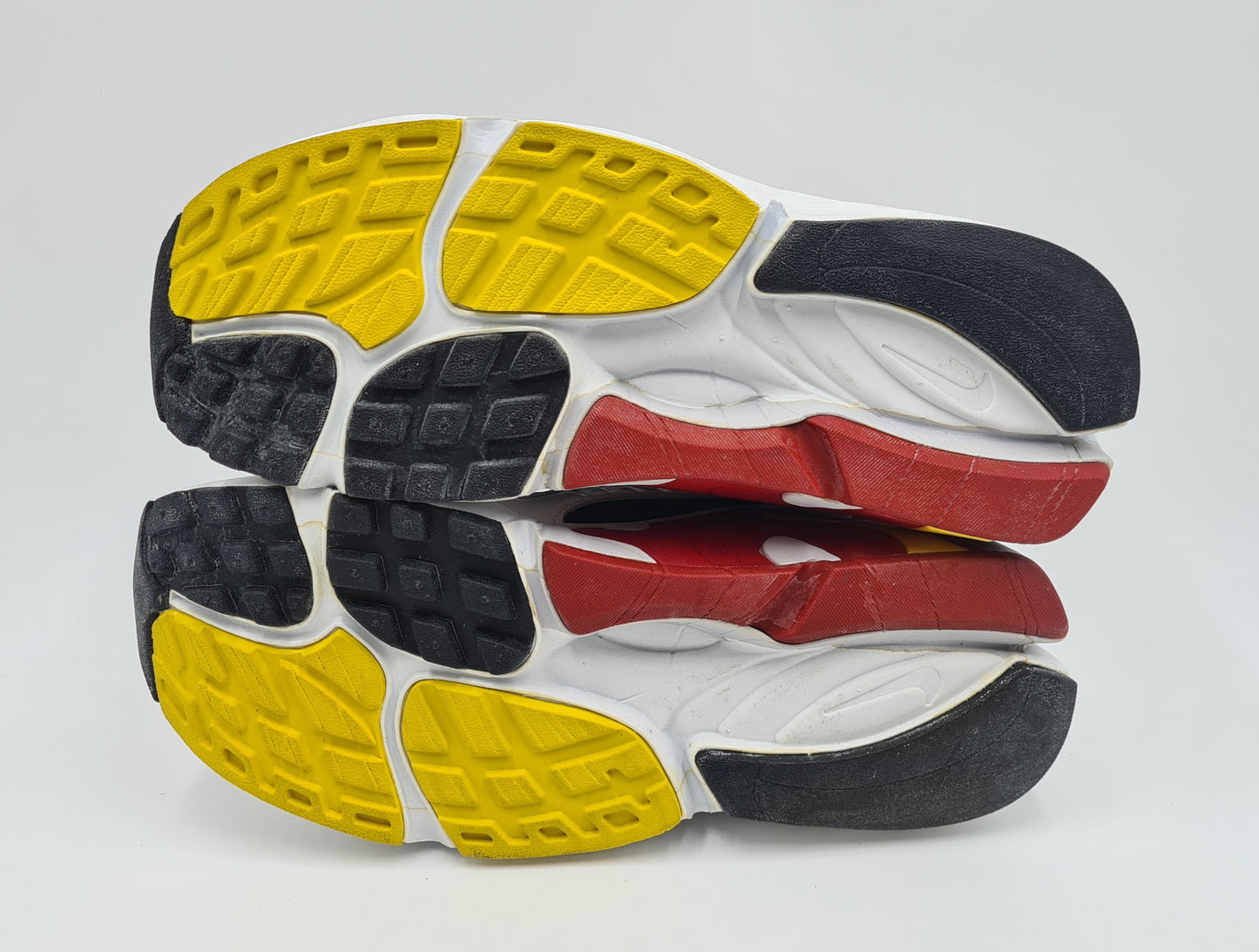 *NEU* Vintage 1997 Nike Air Equilibrium UK 10 / EUR 45