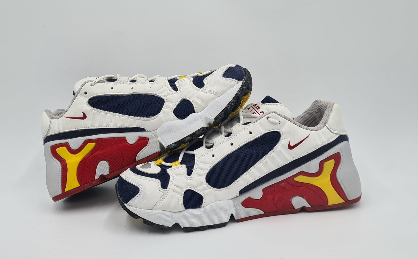 *NEU* Vintage 1997 Nike Air Equilibrium UK 10 / EUR 45