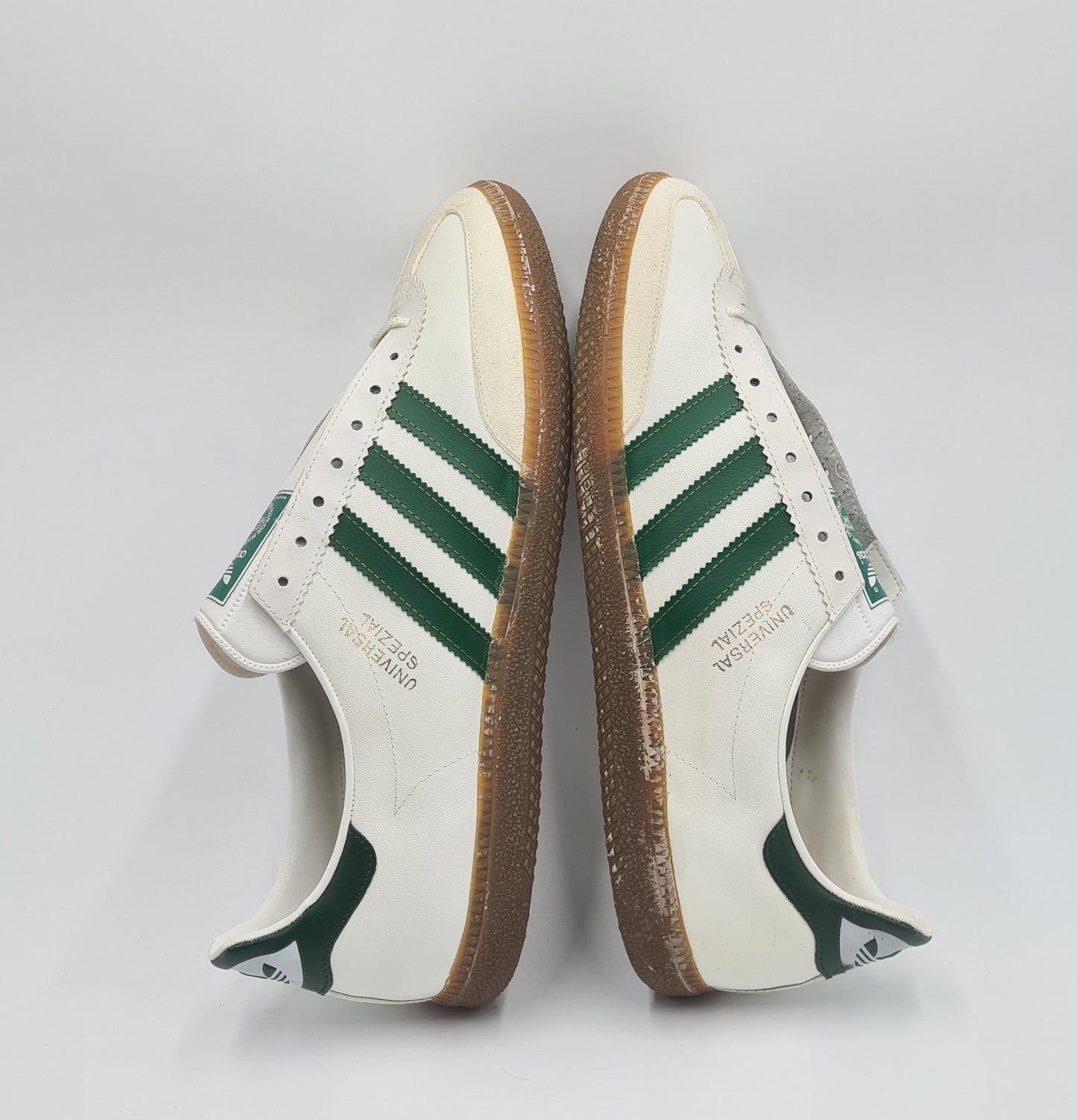 *NEU* Vintage 1980er Adidas Universal Spezial mit grünen Streifen UK 11,5 / EUR 46 2/3