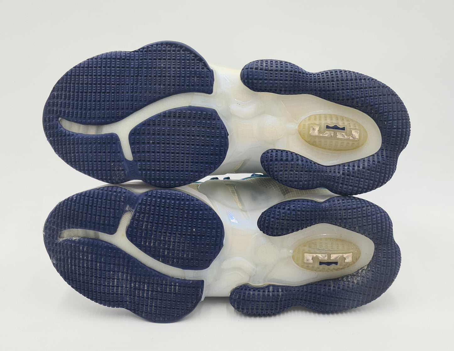*TOP* 2021 Nike Lebron 19 XIX 'Space Jam' Gr. UK 10 / EUR 45
