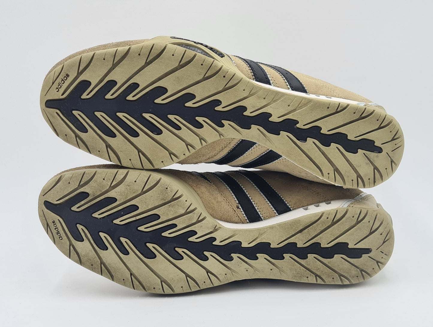 *Good condition* 2006 Adidas Adi Racer Low Good Year size UK 9 / EUR 43 1/3