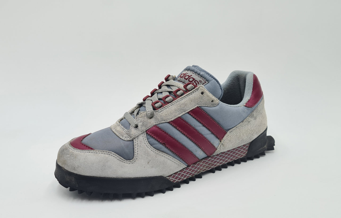 2002 Adidas Marathon TR White Red UK 10 / EUR 44 2/3