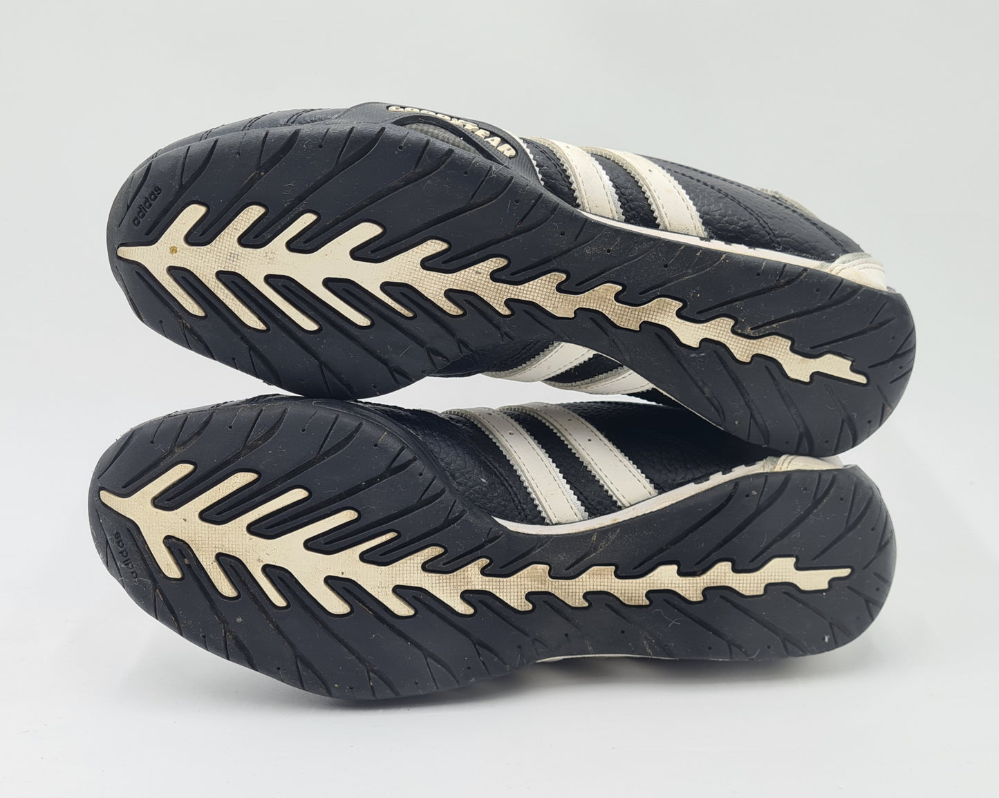 *Good condition* 2012 Adidas Adi Racer Low Good Year Black Size UK 8 / EUR 42