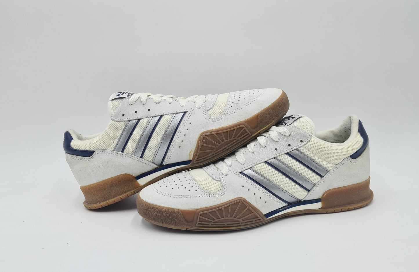 *VGC* Vintage 1989 Adidas Volley TL Indoor UK 9.5 / EUR 44
