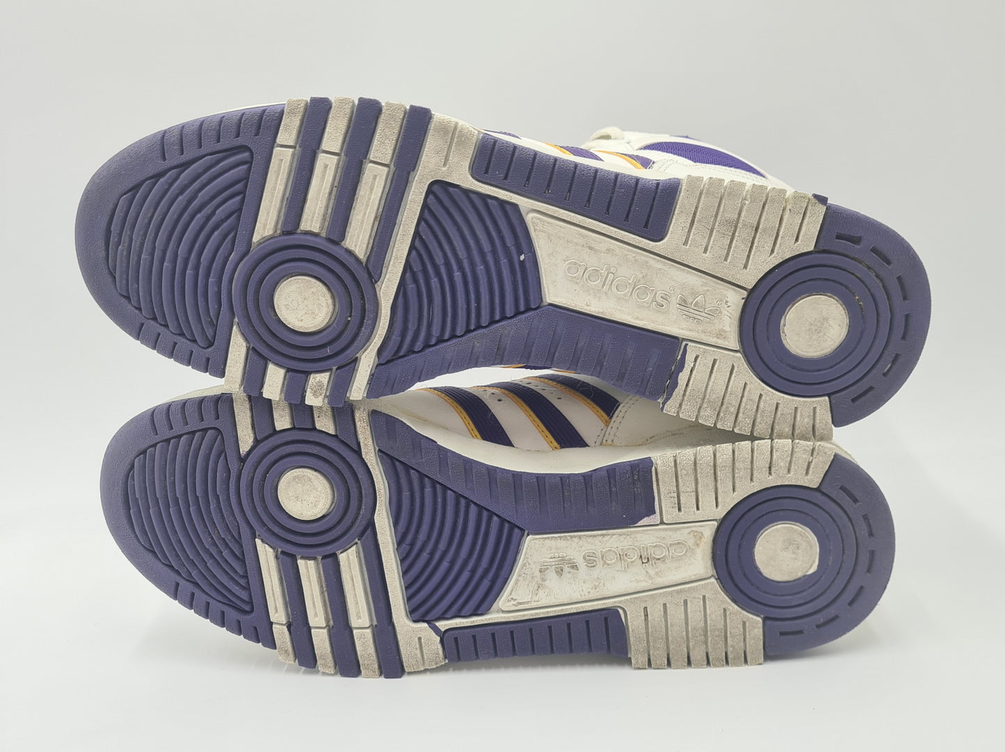 *Good condition* Vintage 1988 Adidas Connector Hi Lakers UK 11 / EUR 46