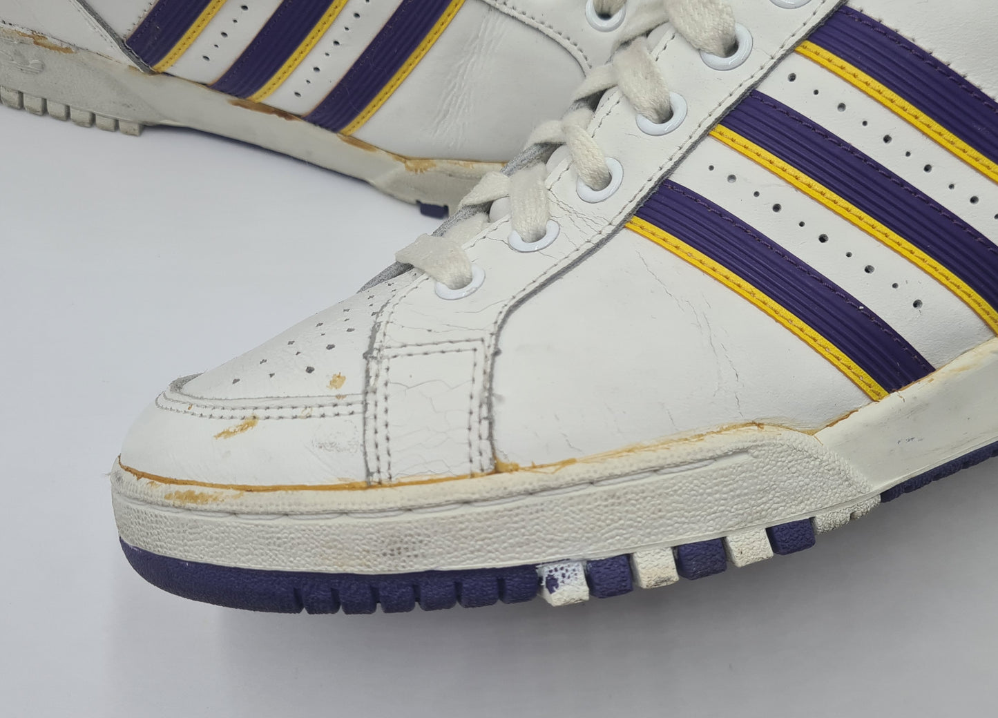 *Good condition* Vintage 1988 Adidas Connector Hi Lakers UK 11 / EUR 46