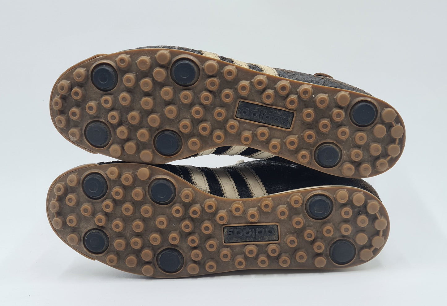 Vintage 2011 Adidas Chile 62 Retro Brown UK 8 / EUR 42