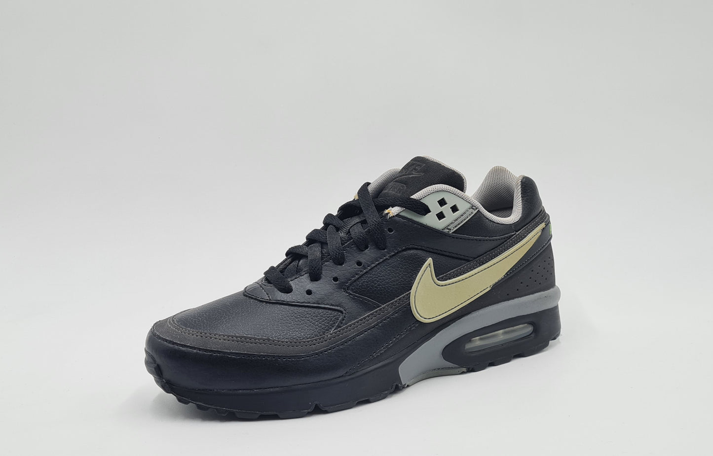 *NEW* 2012 Nike Air Classic BW UK 8 / EUR 42.5