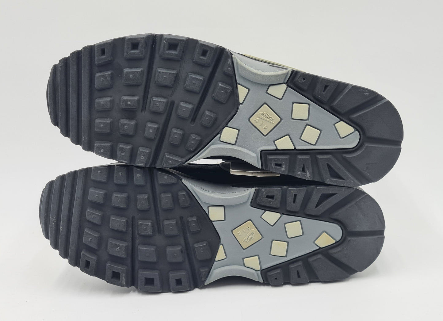 *NEW* 2012 Nike Air Classic BW UK 8 / EUR 42.5