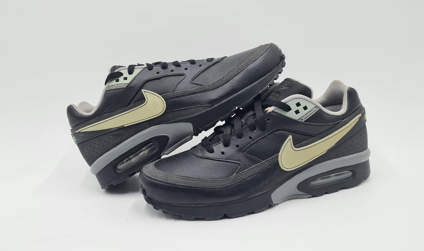 *NEW* 2012 Nike Air Classic BW UK 8 / EUR 42.5