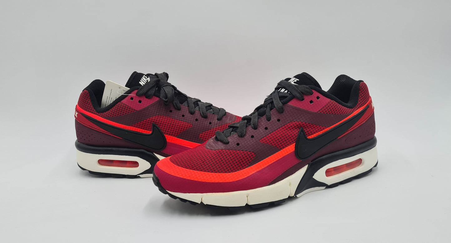 *NEU* 2013 Nike Air Classic BW Gen 2 Gr. UK 8 / EUR 42,5