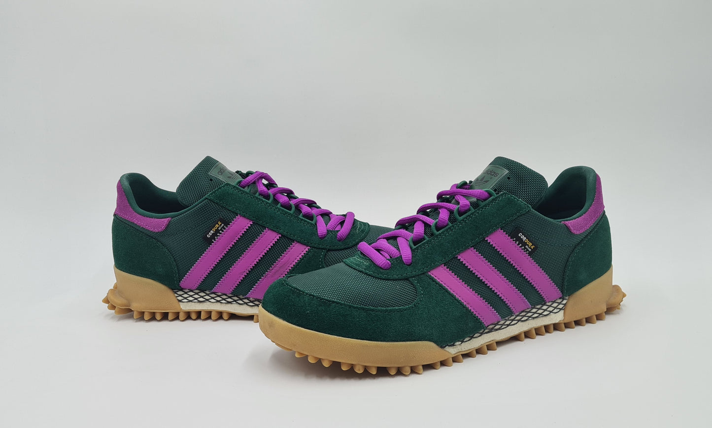 *TOP* 2023 Adidas Marathon TR Cordura Grün / Lila UK 10 / EUR 44 2/3