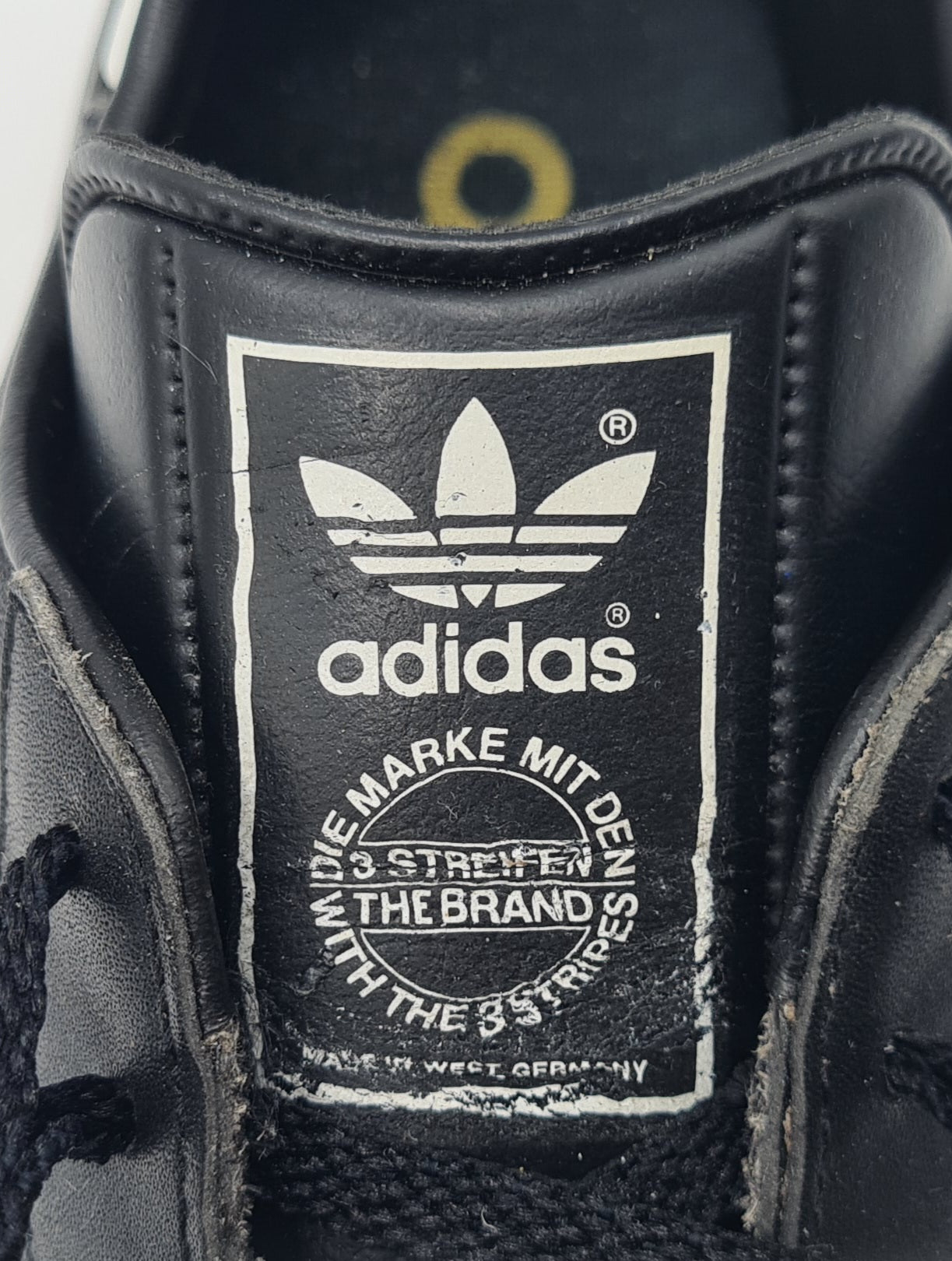*LIKE NEW* Vintage 1980s Adidas Samba Made in West Germany UK 9,5 / EUR 44