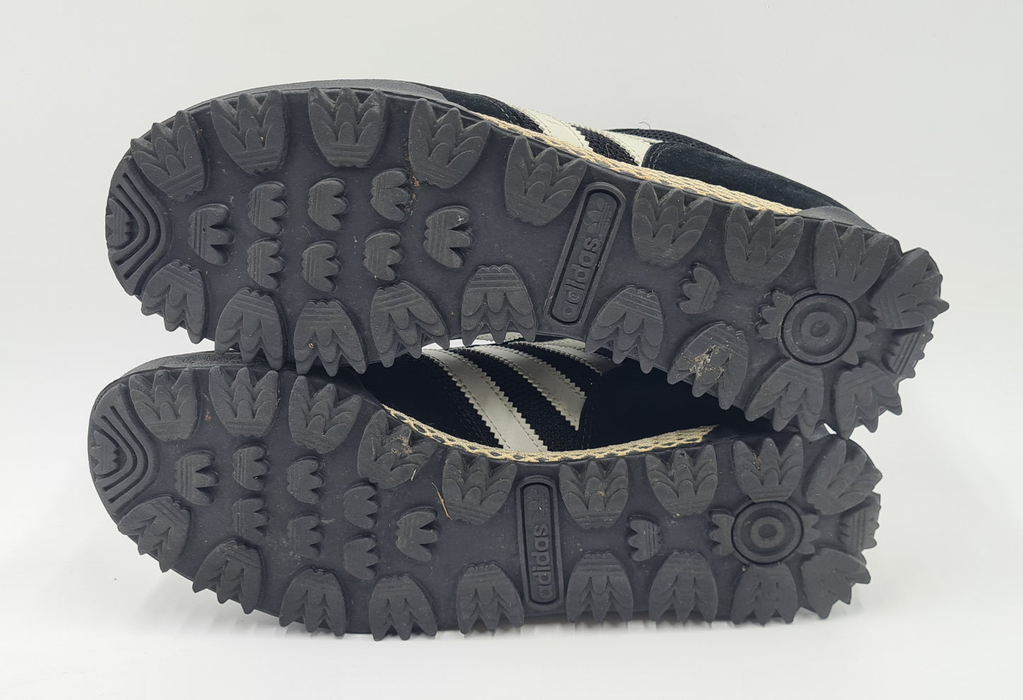 *VGC* 1997 Adidas Marathon TR Black UK 9 / EUR 43 1/3