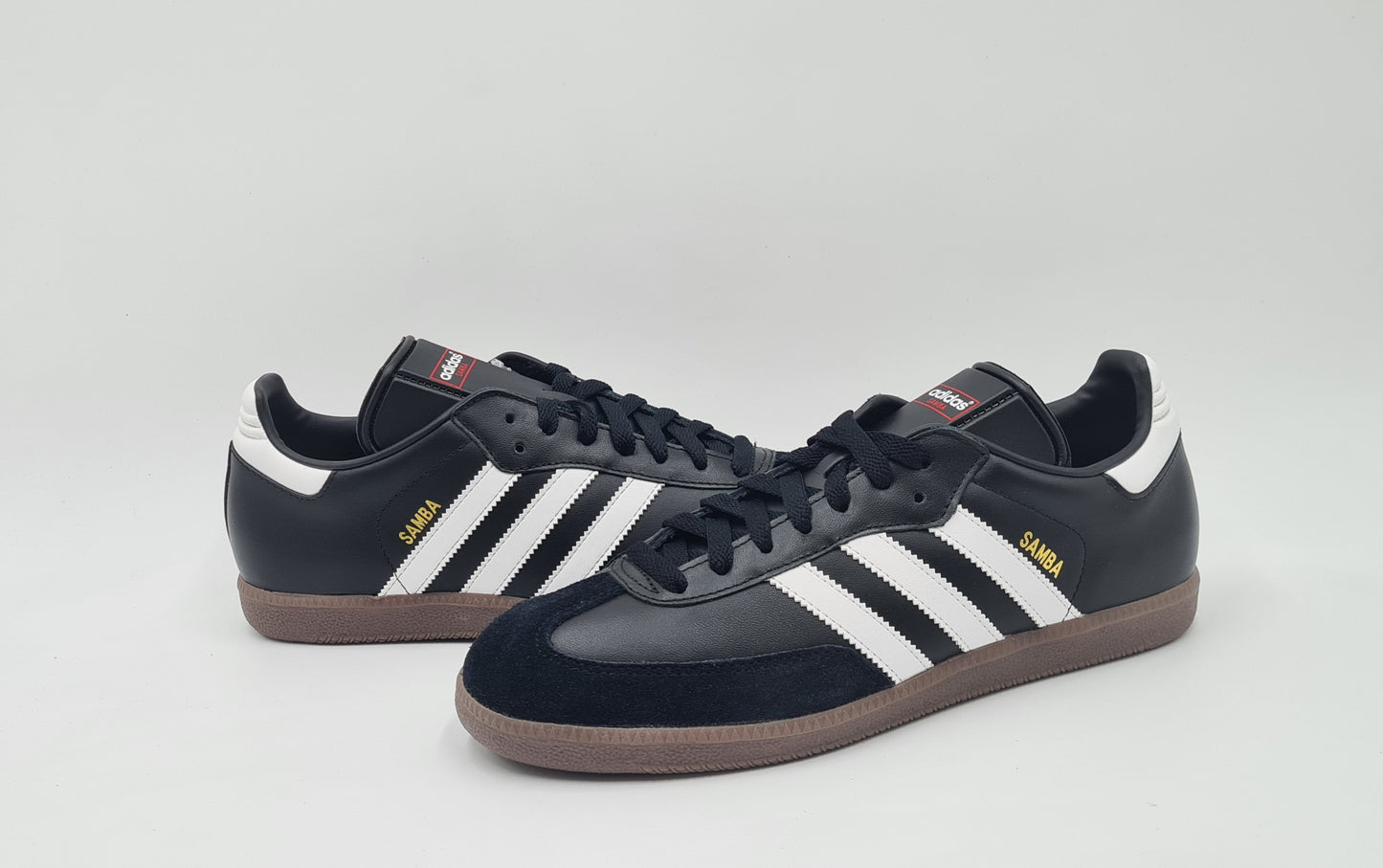 *NEU* 2013 Adidas Samba Retro schwarz Gr. UK 8,5 / EUR 42 2/3