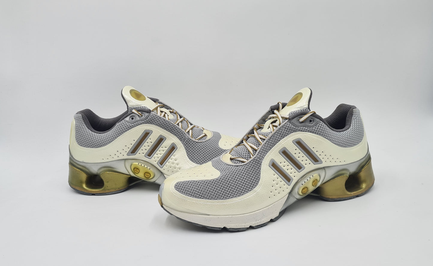 *NEU* Vintage 2005 Adidas 1.1 Intelligence Gr. UK 11 / EUR 46