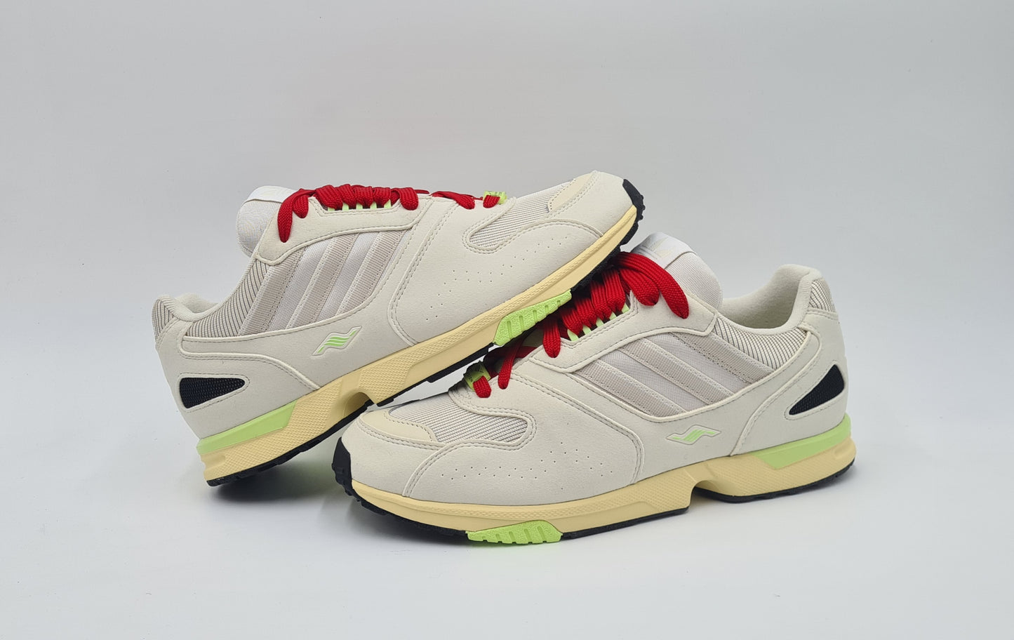 *NEW* 2019 Adidas ZX 4000 'Off-White' UK 9 / EUR 43 1/3