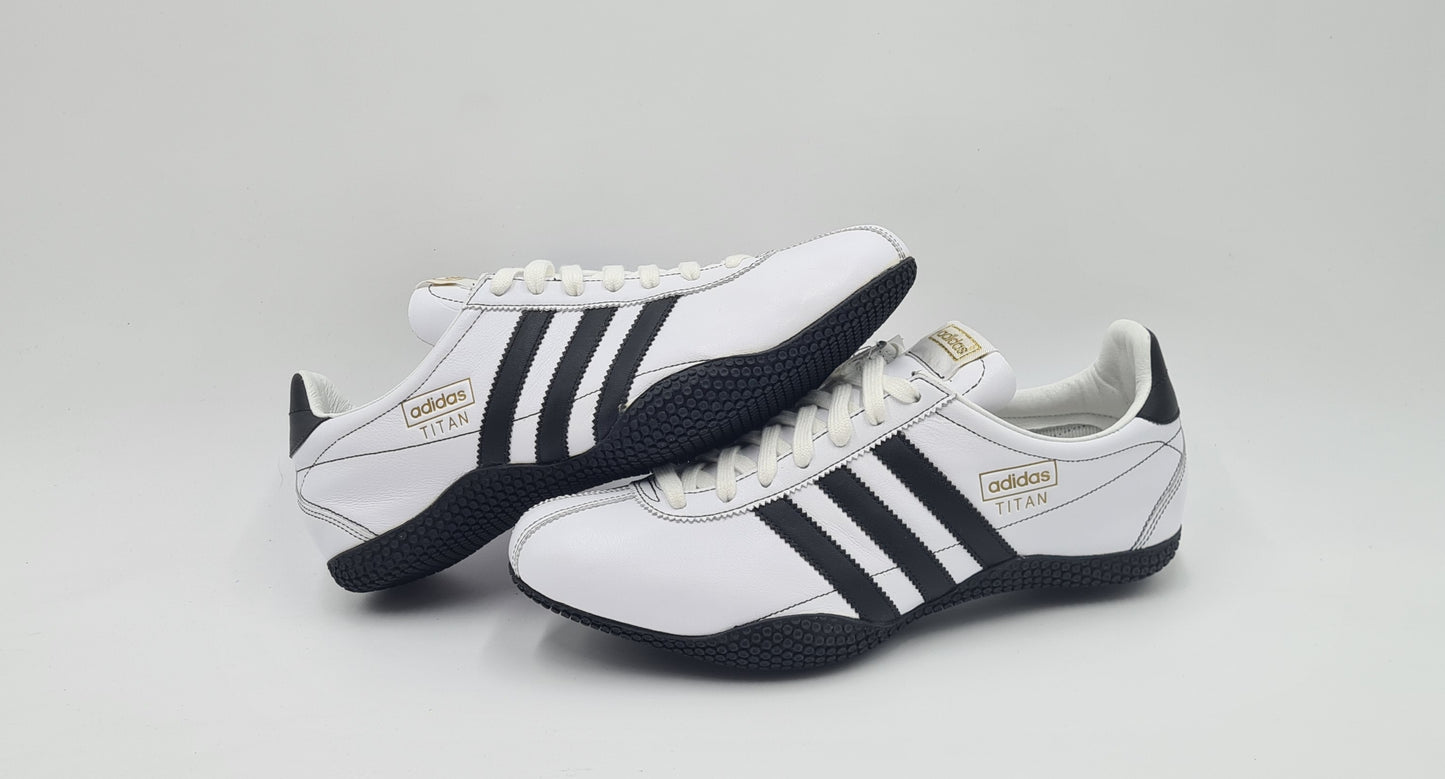 *NEW* 2004 Adidas Titan Retro White UK 9 / EUR 43 1/3