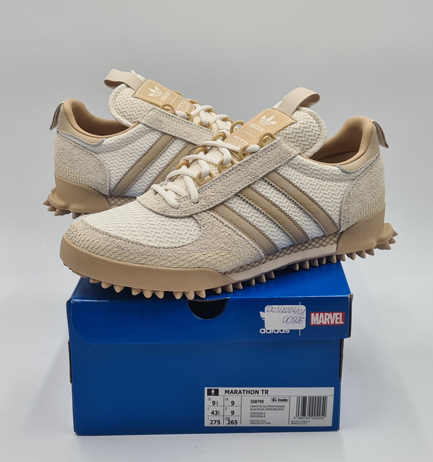 *NEW* 2023 Adidas Marathon TR Size? Exclusive Marvel UK 9 / EUR 43 1/3