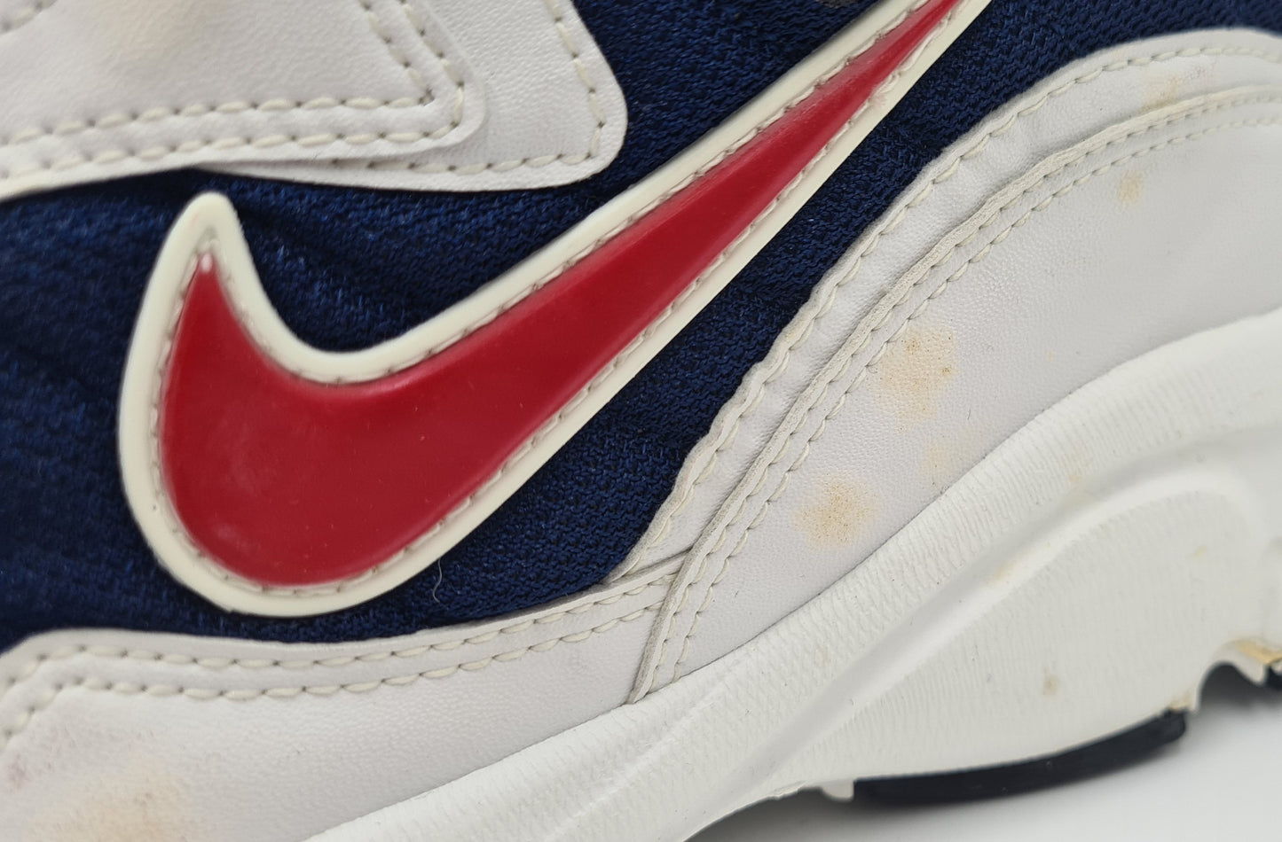 *NEW* Vintage 1997 Nike Air Levity UK 13 / EUR 48.5
