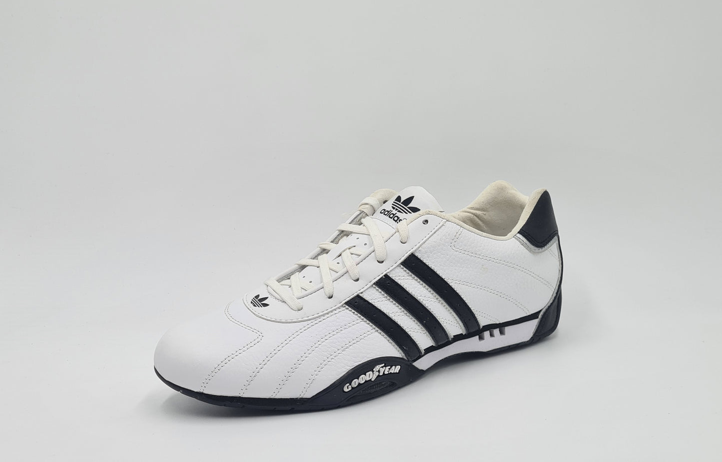 *NEW* 2012 Adidas Adi Racer Low Good Year White UK 10 / EUR 44 2/3