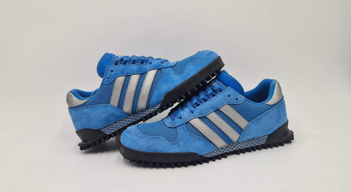 *NEU* 2010 Adidas Marathon TR Blau UK 10 / EUR 44 2/3