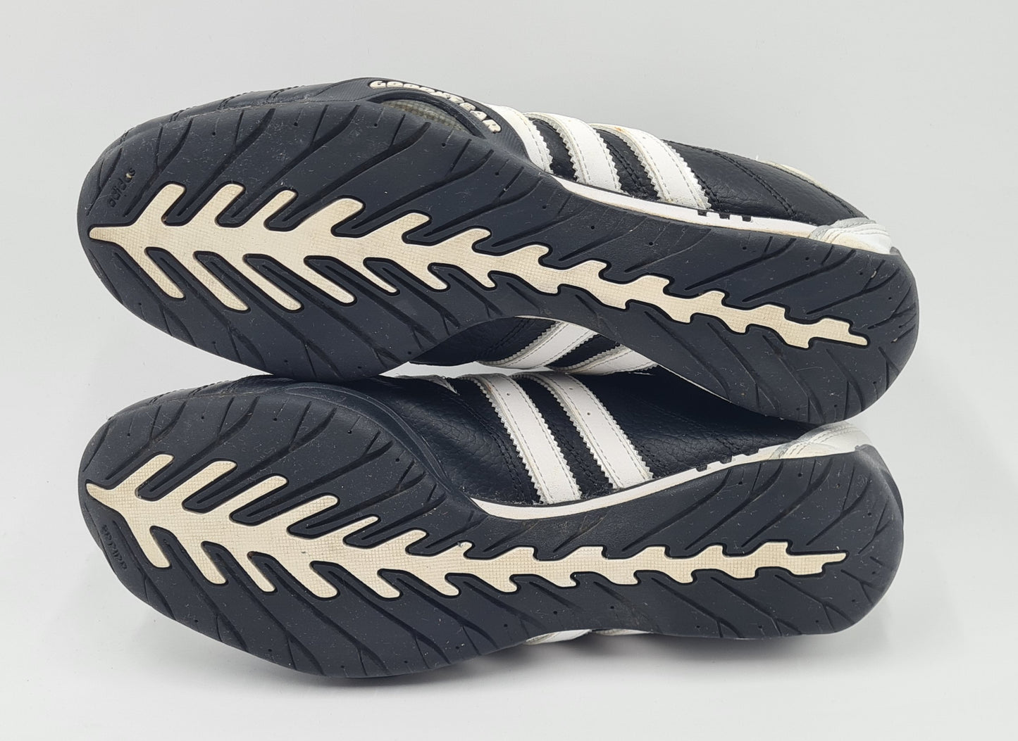 *TOP* 2013 Adidas Adi Racer Low Good Year Schwarz | G16082 | UK 9 / EUR 43 1/3