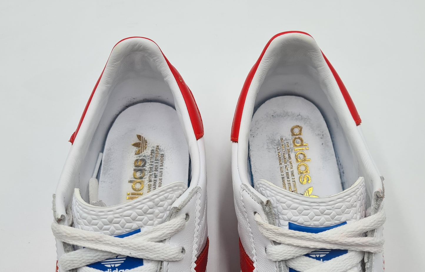 *TOP* 2019 Adidas Vienna Retro | EE4955 | Gr. UK 9,5 / EUR 44