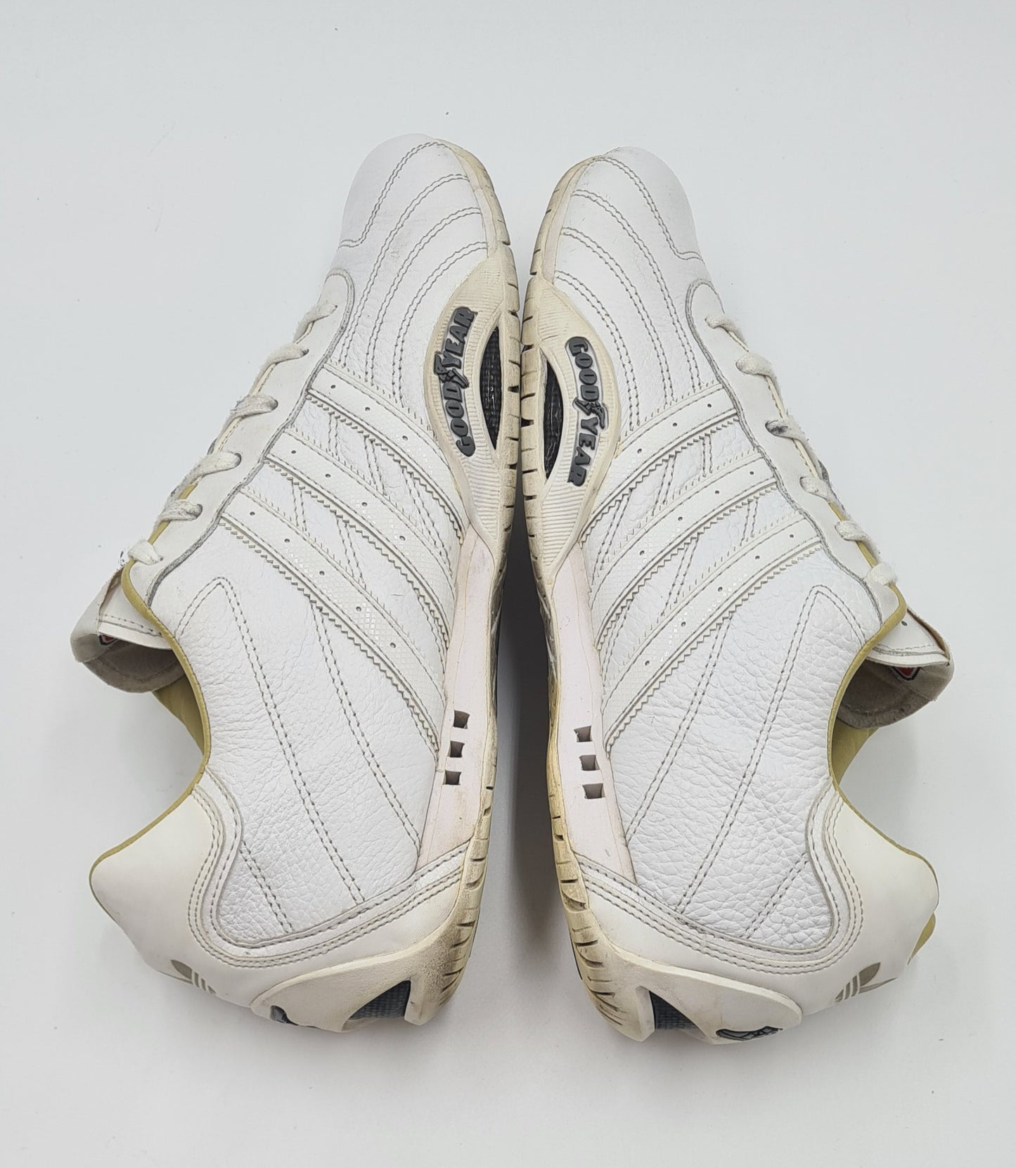 *Good condition* 2012 Adidas Adi Racer Low Good Year White UK 9 / EUR 43 1/3