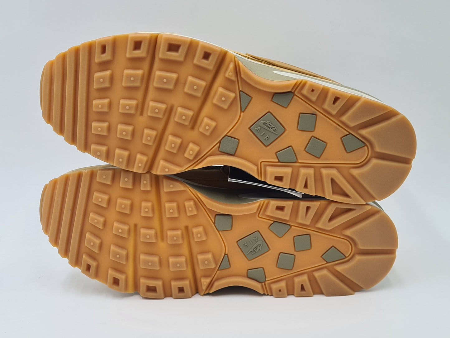 *NEW* 2016 Nike Air Classic BW 'Wheat' UK 7 / EUR 41