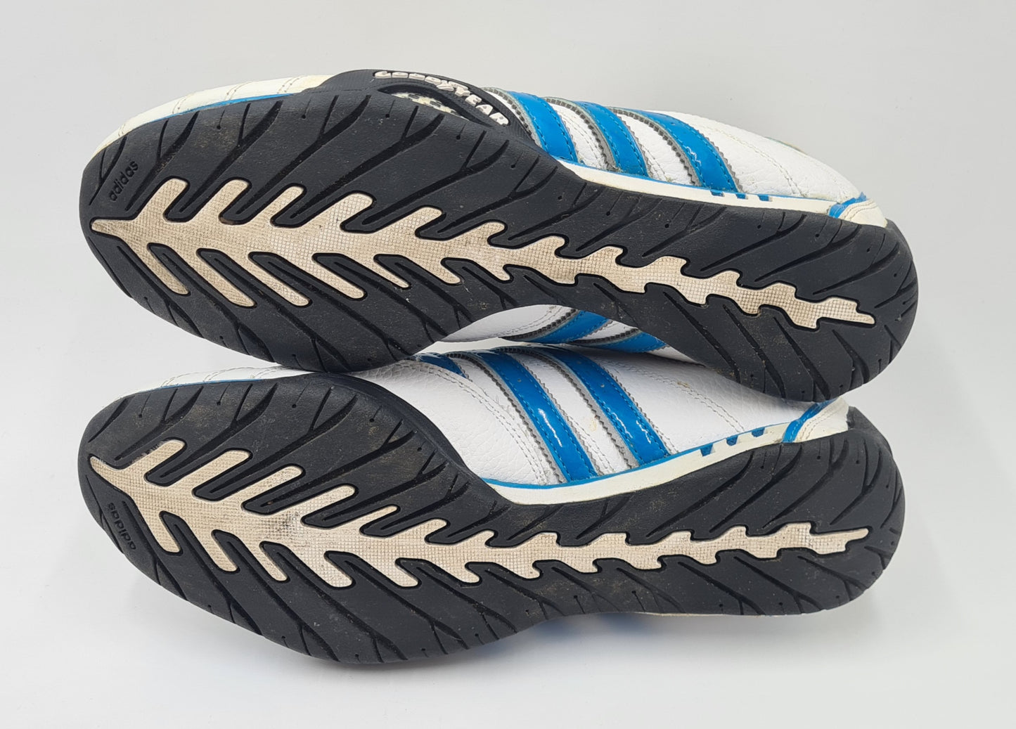 *Guter Zustand* 2013 Adidas Adi Racer Low M Good Year Weiß Blau Gr. UK 8,5 / EUR 42 2/3