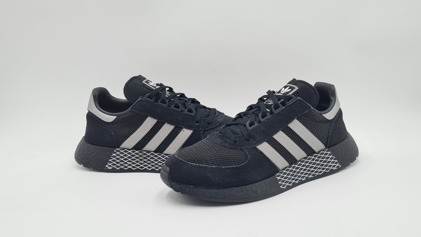 *LIKE NEW* 2019 Adidas Marathon Tech Black UK 8 / EUR 42