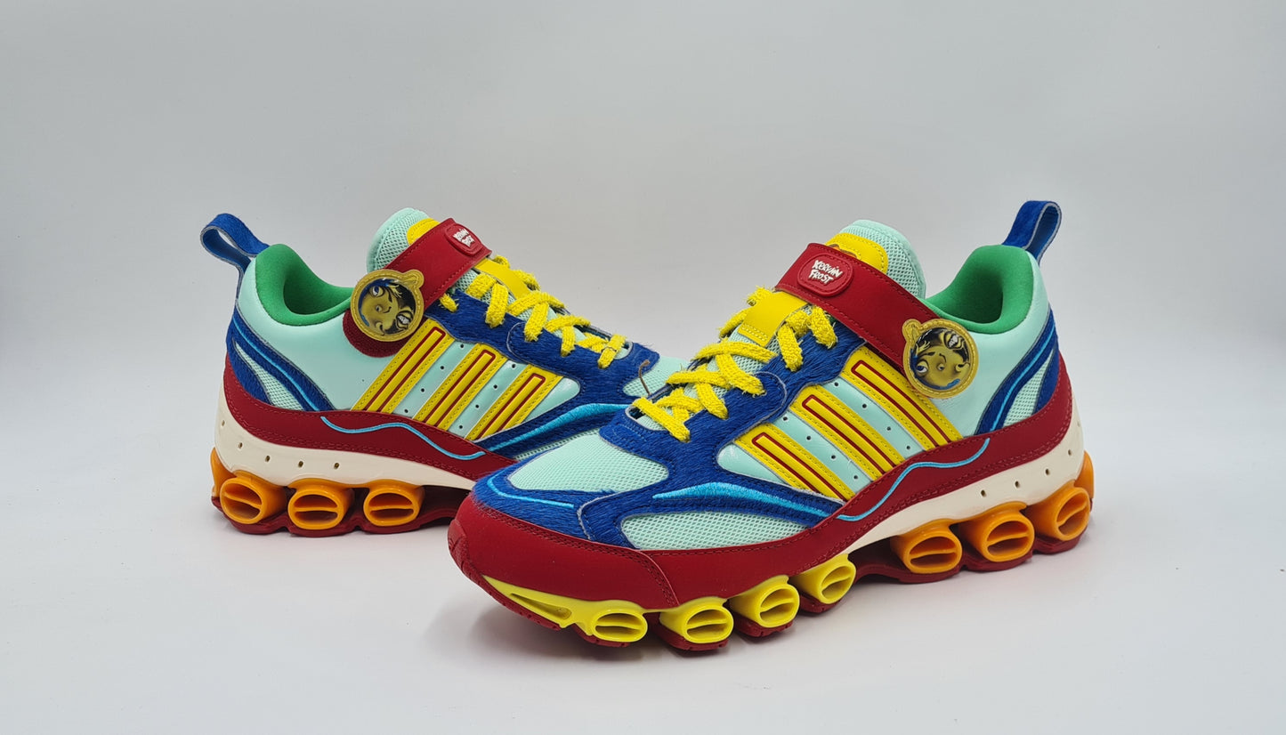 *WIE NEU* 2021 Adidas x Kerwin Frost Microbounce Strap Gr. UK 10 / EUR 44 2/3