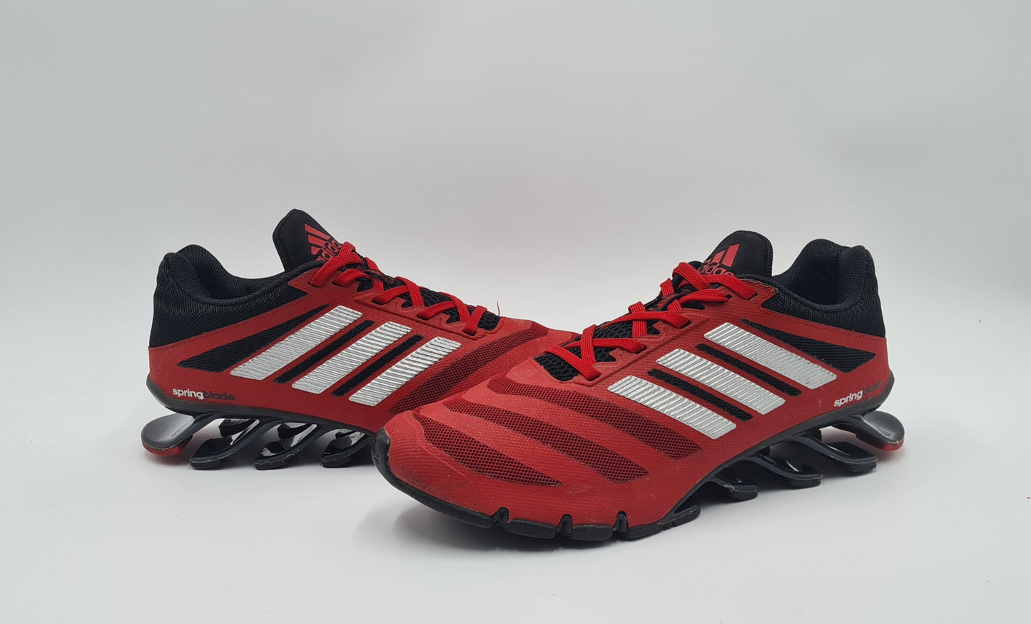 *Guter Zustand* 2015 Adidas Springblade rot Gr. UK 8 / EUR 42