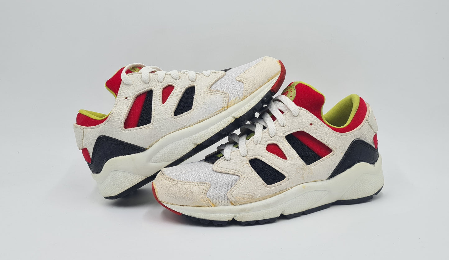 Vintage 1992 Nike Air Huarache International UK 6,5 / EUR 40,5