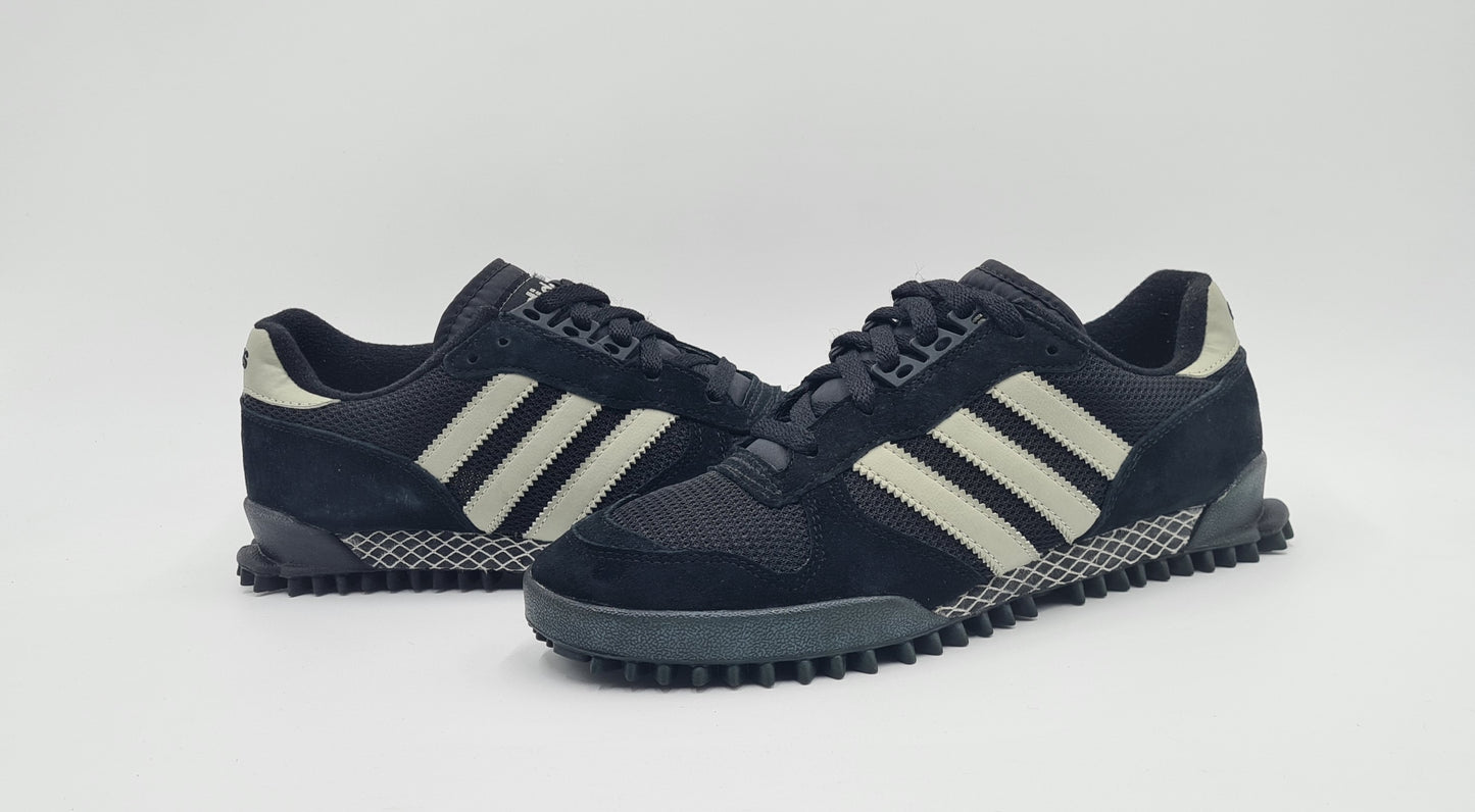 *NEU* 2011 Adidas Marathon TR Retro Schwarz UK 8 / EUR 42