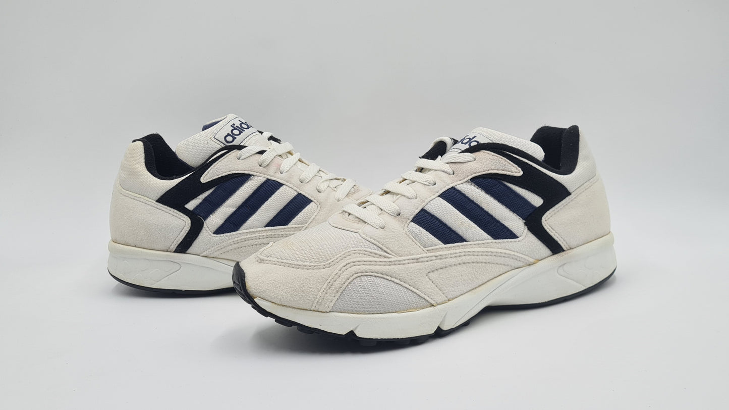 *Guter Zustand* Vintage 1994 Adidas Truant Equipment UK 9 / EUR 43 1/3