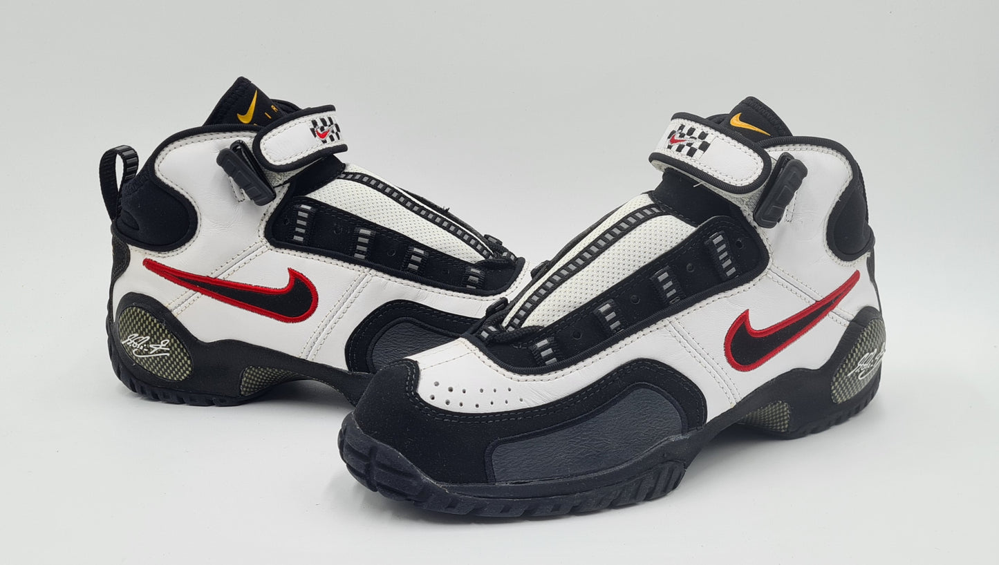 *NEW* Vintage 1997 Nike Air Zoom Turf Michael Schumacher UK 7.5 / US 8.5 / EUR 42