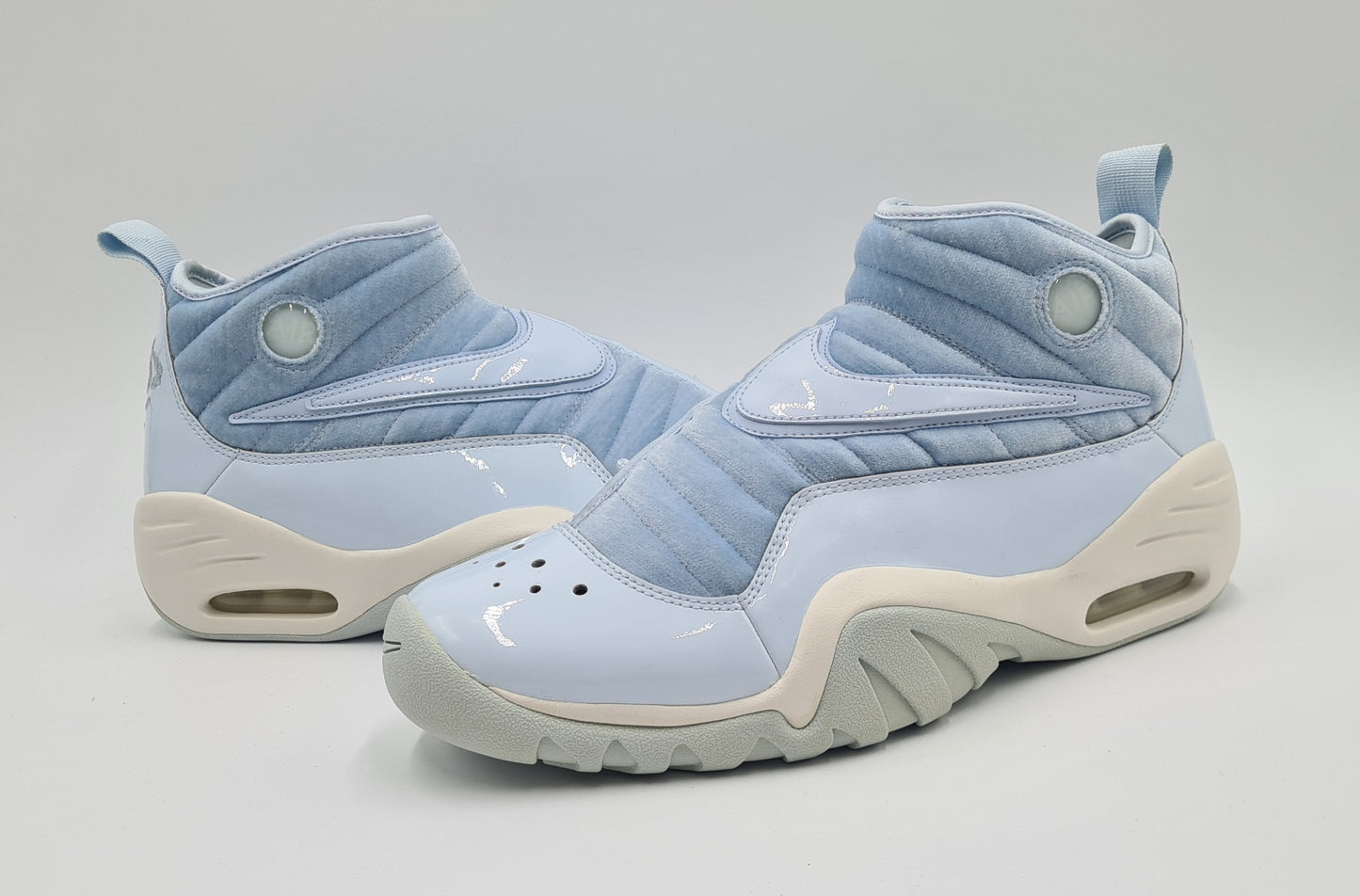 *NEW* 2017 Nike Air Shake Ndestrukt Easter Pack Dennis Rodman UK 9 / EUR 44