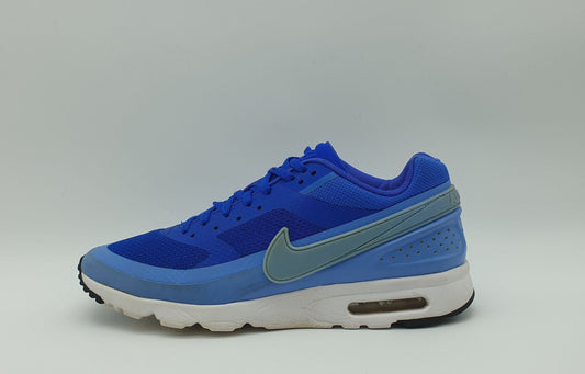 2015 WMNS Nike Air Classic BW Ultra Racer UK 7 / EUR 41