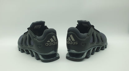 *LIKE NEW* 2015 Adidas Springblade black UK 10 / EUR 44 2/3